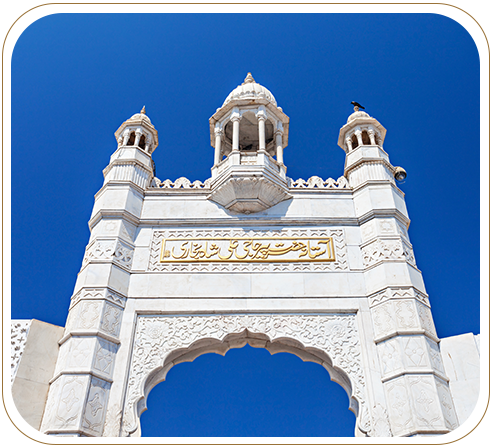 Architecture of Haji Ali Dargah