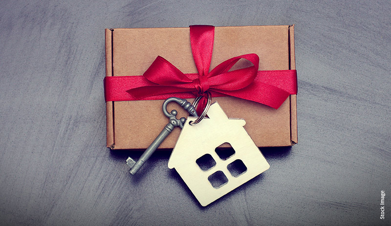 10 Reasons Why Gifting a Home is the Perfect Festive Surprise
